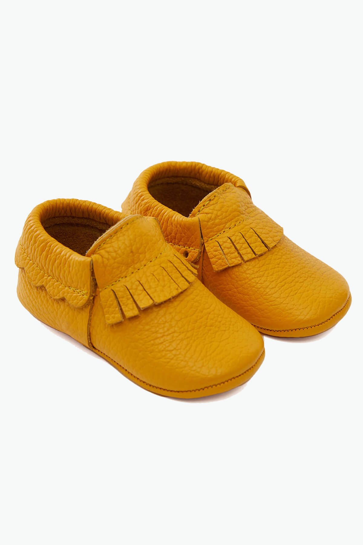 Эластичная детская обувь из натуральной кожи горчичного цвета